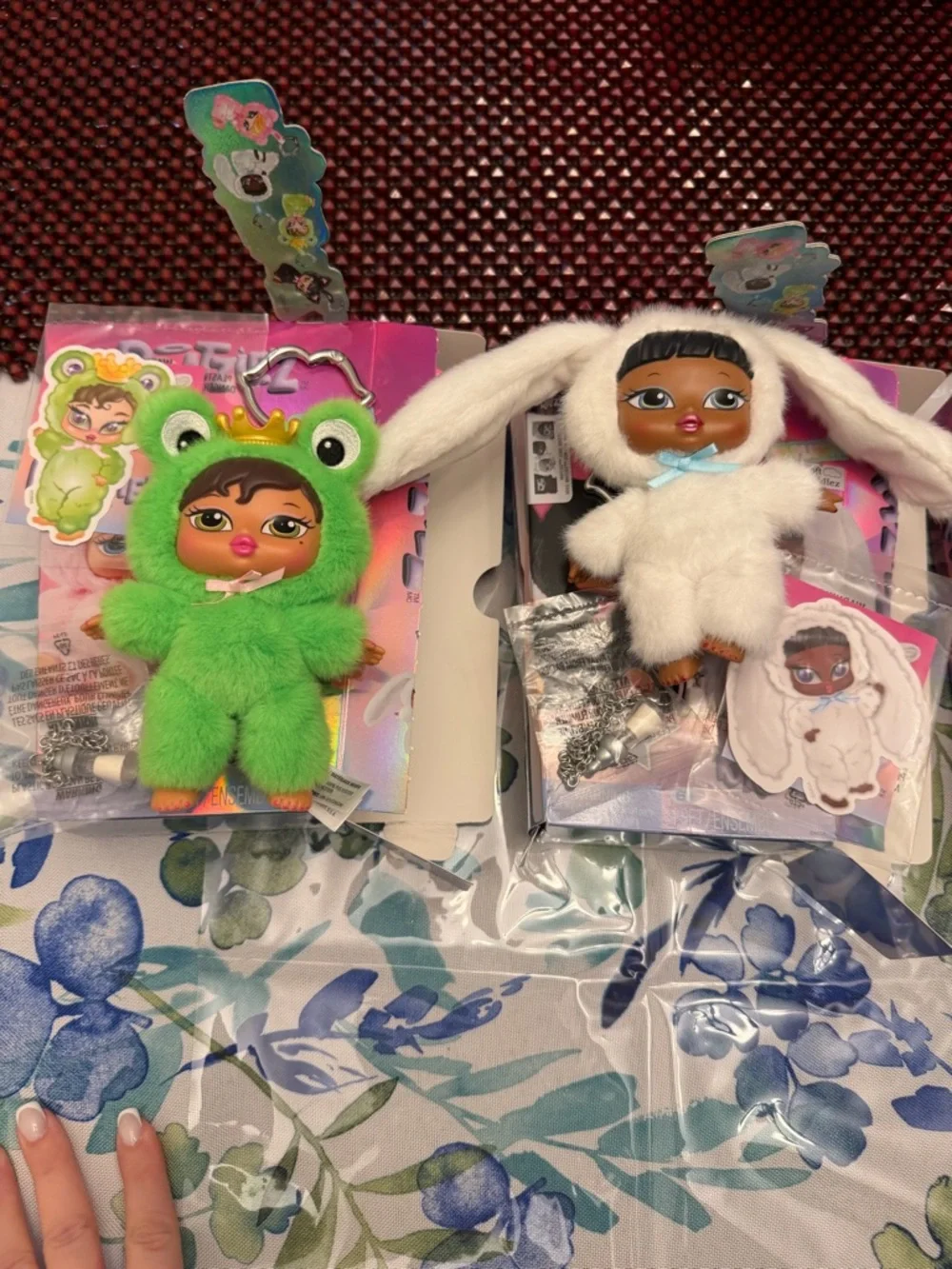 Set of 4 BRATZIEZ COLLECTION - Picture 2 of 3